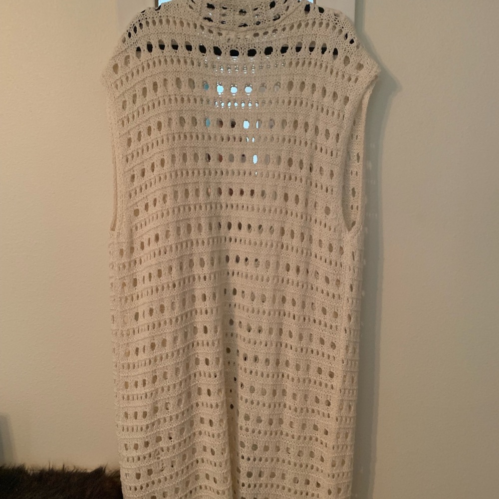 Timing Crochet Kimono - Picture 4 of 4